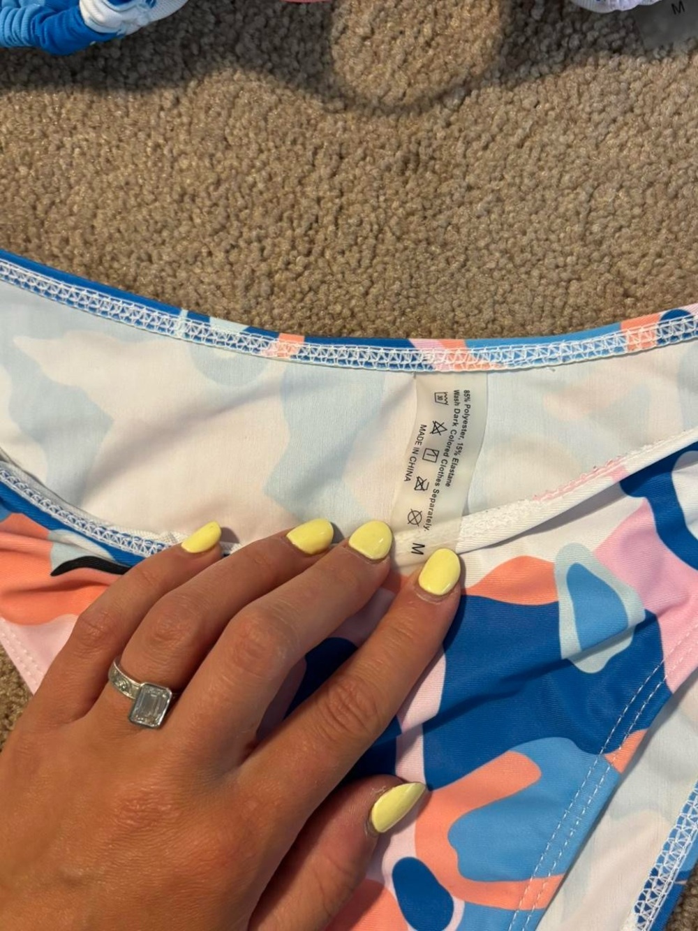 Bikini set - Picture 3 of 3